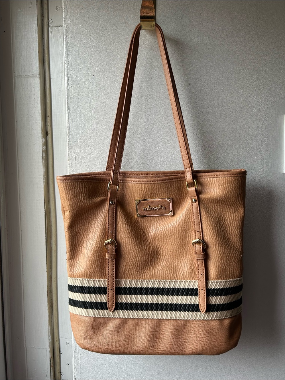 Mimosa purse
